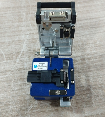 FC-6S Tagliatore di fibre ottiche con connessione a freddo e caldo Tagliatore CNC di fibre ottiche