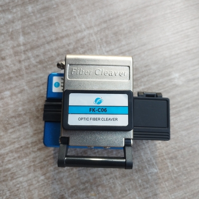 Kit di taglio di fibre ottiche ad alta precisione per il taglio di fibre nude da 9 a 16 mm ≤ 0,5°