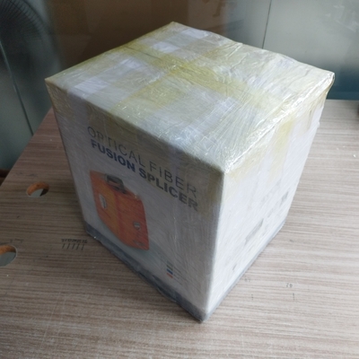 AI-9 6 Motos Splicer di fusione multilingue attrezzature in fibra ottica Splicer automatico di fusione Splicer di fusione in fibra ottica