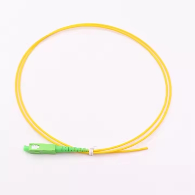 Pigtail bianco/giallo SC/APC G652D Single Mode LSZH 1M Simplex 2.0mm Pigtail in fibra ottica